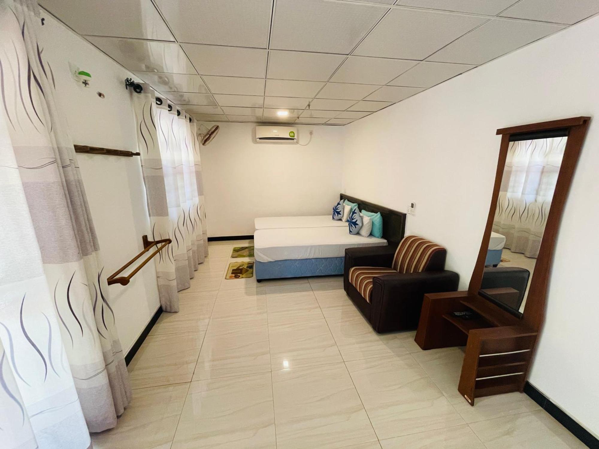 Tishan Holiday Resort Polonnaruwa Zimmer foto
