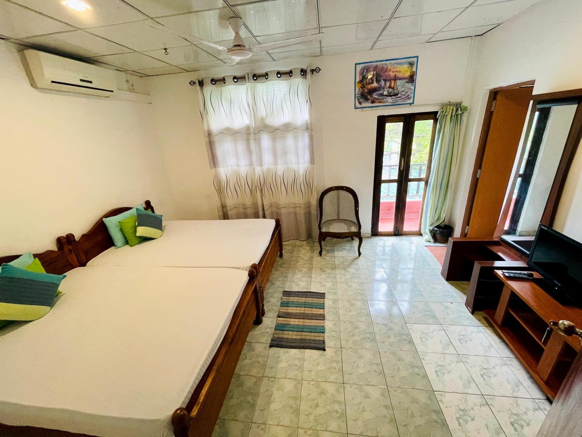 Tishan Holiday Resort Polonnaruwa Zimmer foto
